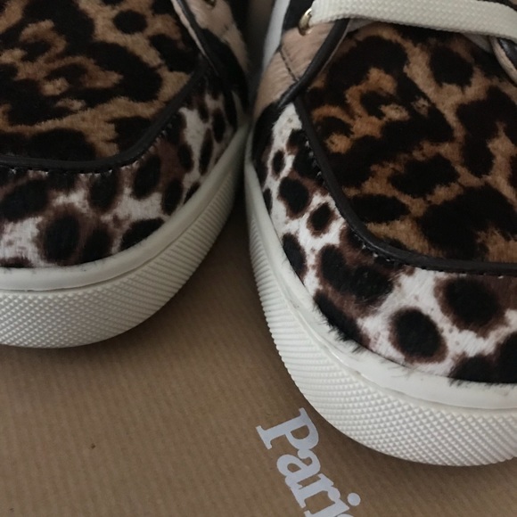 Christian Louboutin: women’s Animal print - Picture 6 of 8